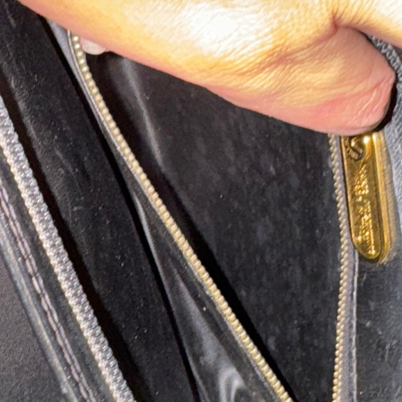 🖤 Valentino Black Leather Clutch Bag 🖤 - Picture 8 of 9